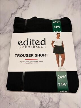 Edited by Remi Bader Trouser Shorts 24W Black High Rise Pleated NWT Plus Size